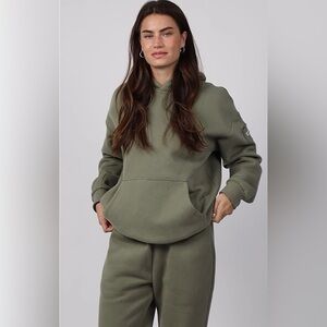 Cmfrt travel hoody set moss sz small